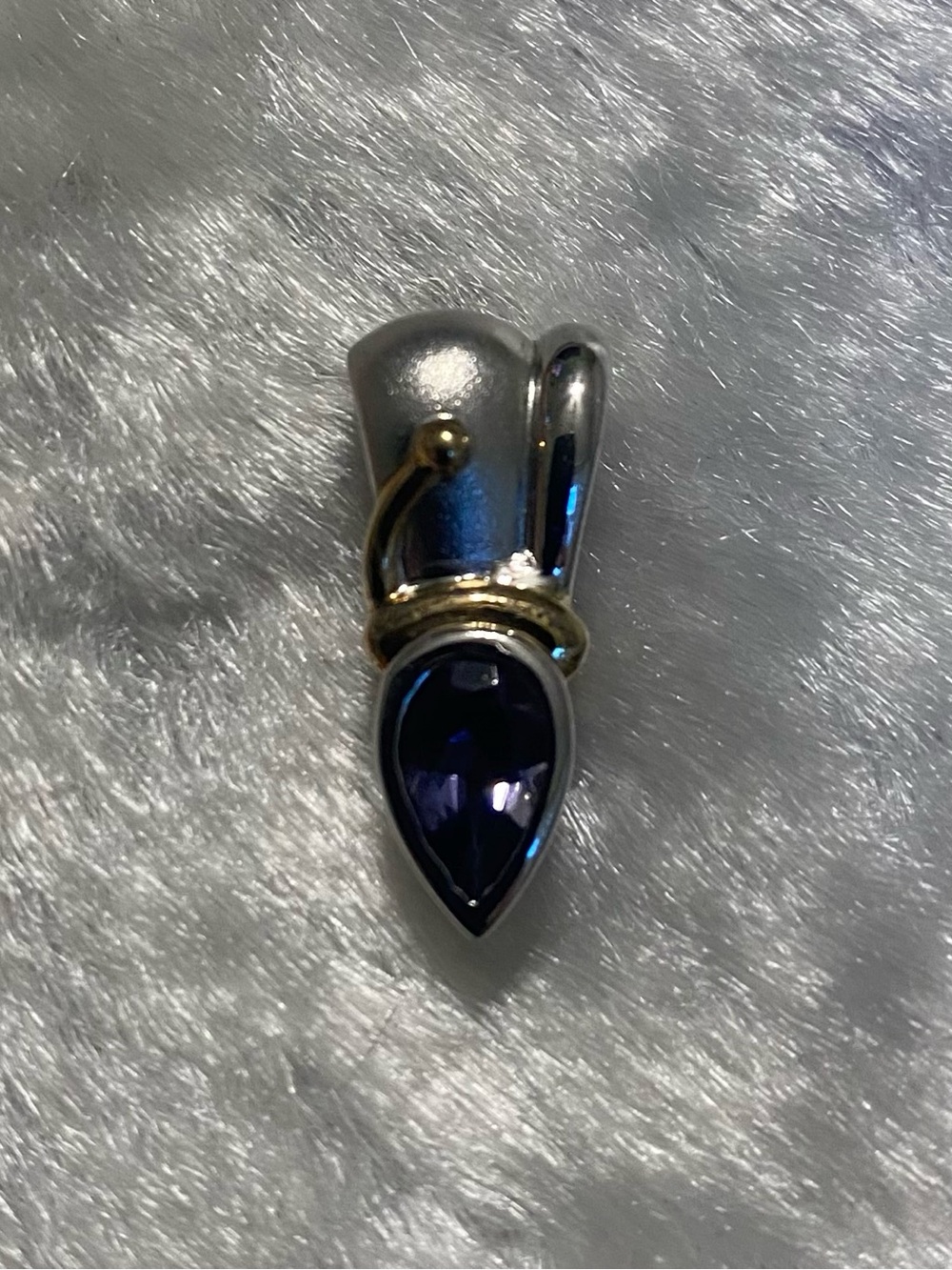 🍀DOBBS 14k Sterling Silver Pendant with Teardrop Tanzanite Stone